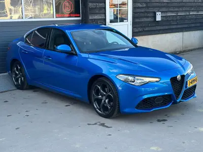 Alfa Romeo Giulia - Thumbnail 33