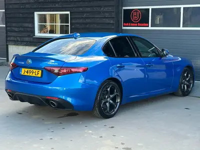 Alfa Romeo Giulia - Thumbnail 35