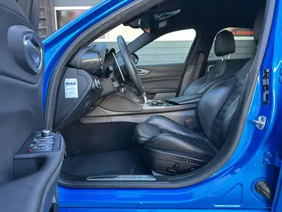 Alfa Romeo Giulia - Thumbnail 10