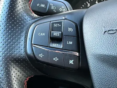 Ford Fiesta - Thumbnail 25