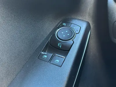 Ford Fiesta - Thumbnail 29