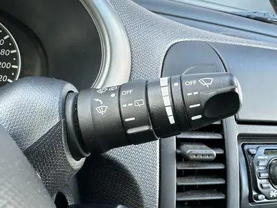 Nissan Micra - Thumbnail 18