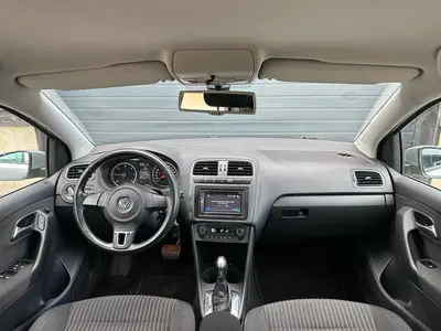 Volkswagen Polo - Thumbnail 12