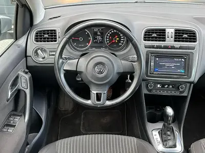 Volkswagen Polo - Thumbnail 15
