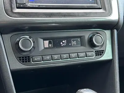 Volkswagen Polo - Thumbnail 23