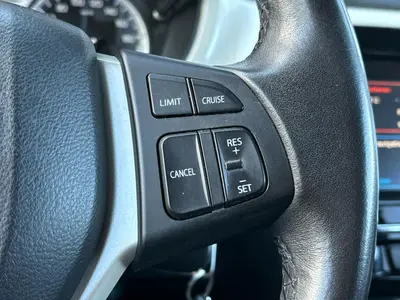 Suzuki Vitara - Thumbnail 25