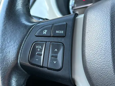 Suzuki Vitara - Thumbnail 26