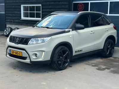 Suzuki Vitara - Thumbnail 32