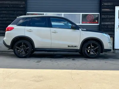 Suzuki Vitara - Thumbnail 9