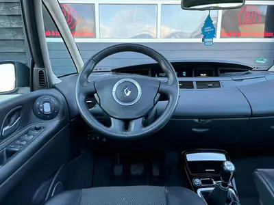 Renault Espace - Thumbnail 16