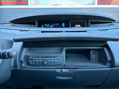 Renault Espace - Thumbnail 19