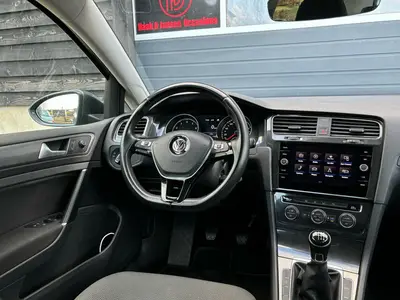 Volkswagen Golf - Thumbnail 14