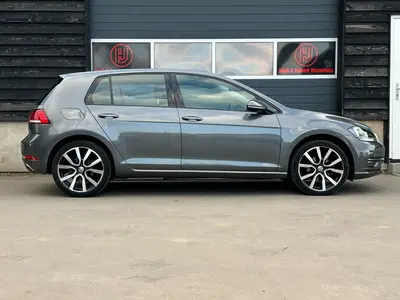 Volkswagen Golf - Thumbnail 9