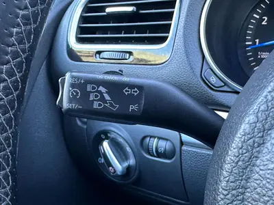 Volkswagen Golf - Thumbnail 23