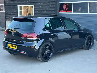 Volkswagen Golf - Thumbnail 28