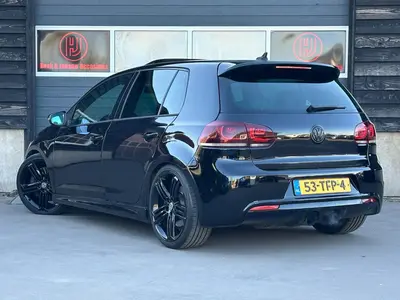 Volkswagen Golf - Thumbnail 5