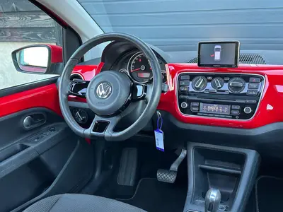 Volkswagen up! - Thumbnail 16