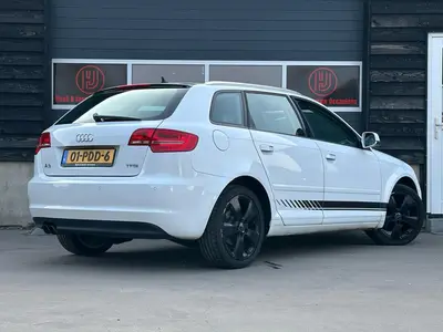 Audi A3 - Thumbnail 4
