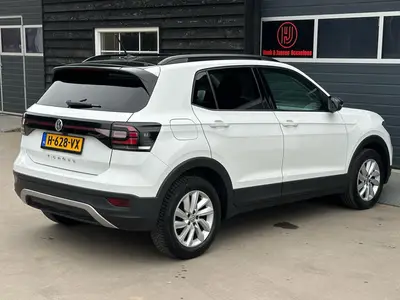 Volkswagen T-Cross - Thumbnail 30