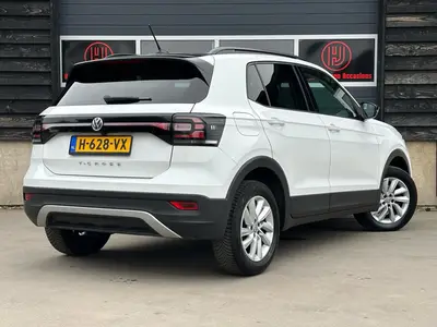 Volkswagen T-Cross - Thumbnail 5