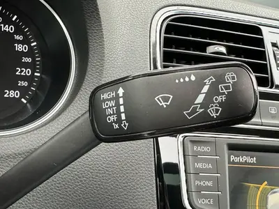 Volkswagen Polo - Thumbnail 23