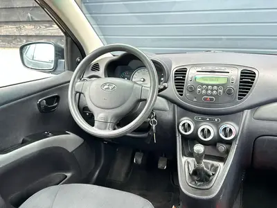 Hyundai i10 - Thumbnail 14