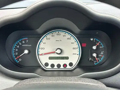 Hyundai i10 - Thumbnail 20