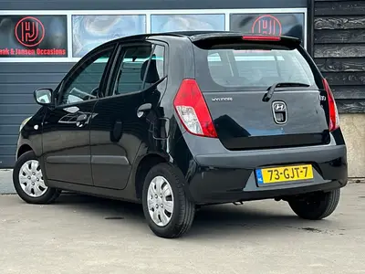 Hyundai i10 - Thumbnail 4