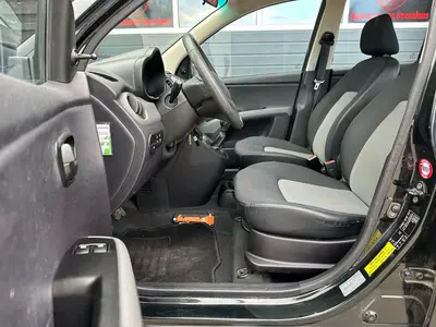 Hyundai i10 - Thumbnail 10