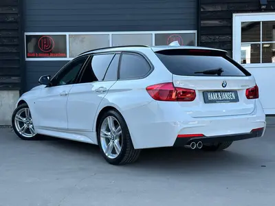 BMW 3 Serie - Thumbnail 4