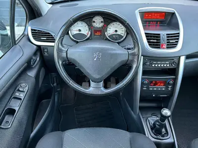 Peugeot 207 - Thumbnail 15