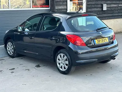 Peugeot 207 - Thumbnail 24