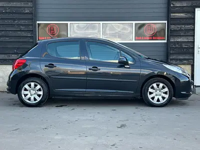 Peugeot 207 - Thumbnail 6