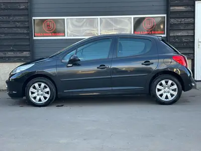 Peugeot 207 - Thumbnail 7