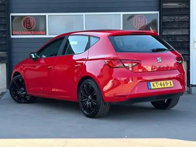 SEAT Leon - Thumbnail 4