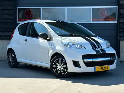Peugeot 107 - Thumbnail 3