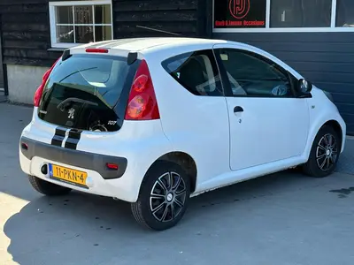 Peugeot 107 - Thumbnail 26