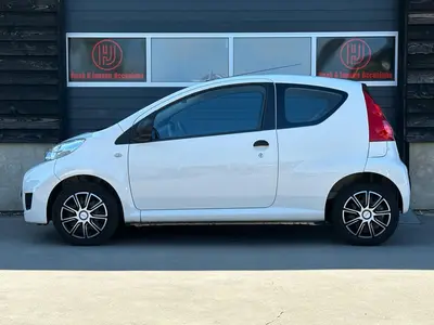 Peugeot 107 - Thumbnail 7