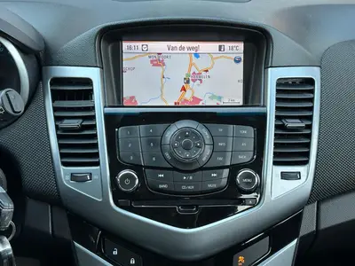 Chevrolet Cruze - Thumbnail 23