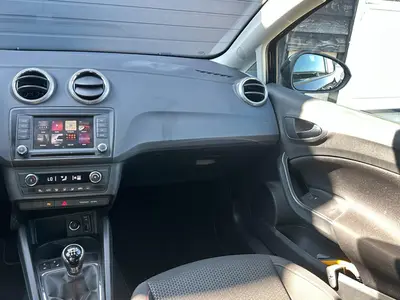 SEAT Ibiza - Thumbnail 13