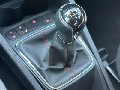 SEAT Ibiza - Thumbnail 20