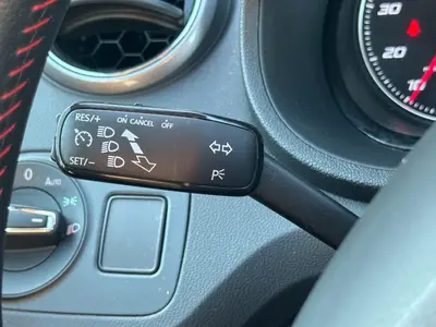 SEAT Ibiza - Thumbnail 23