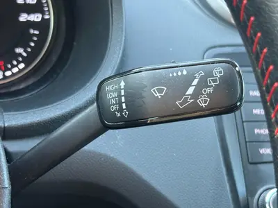 SEAT Ibiza - Thumbnail 24