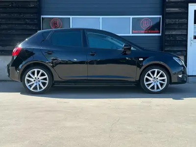 SEAT Ibiza - Thumbnail 8