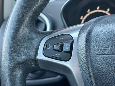 Ford Fiesta - Thumbnail 21