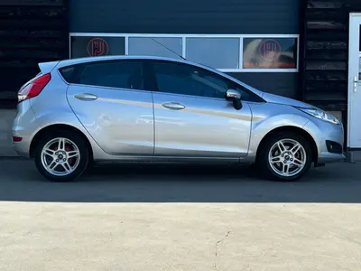 Ford Fiesta - Thumbnail 8