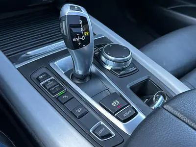 BMW X5 - Thumbnail 23