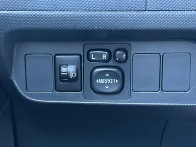 Toyota Auris - Thumbnail 26