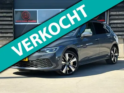 Volkswagen Golf - Thumbnail 1