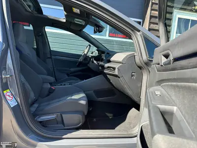 Volkswagen Golf - Thumbnail 11